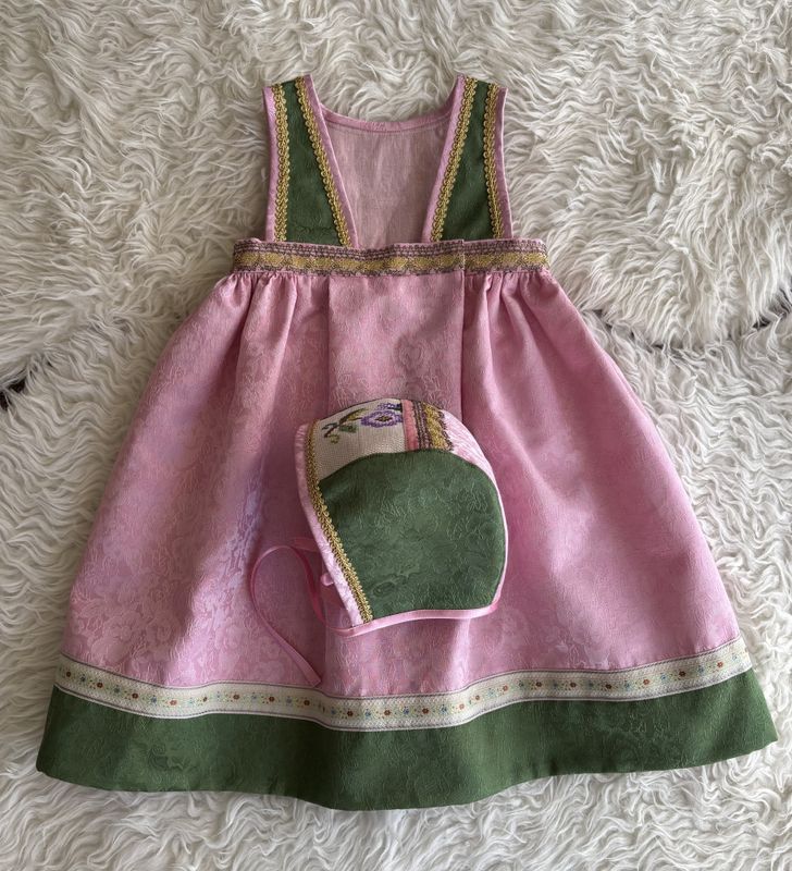 Festdrakt Astridliten rosa/grønn