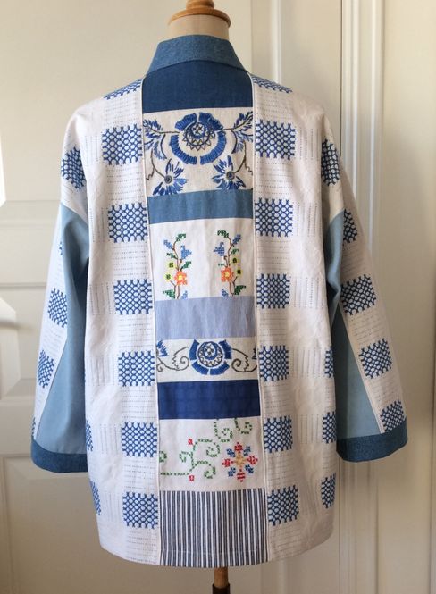 Hovedbilde X SOLGT Kimono blå/hvit