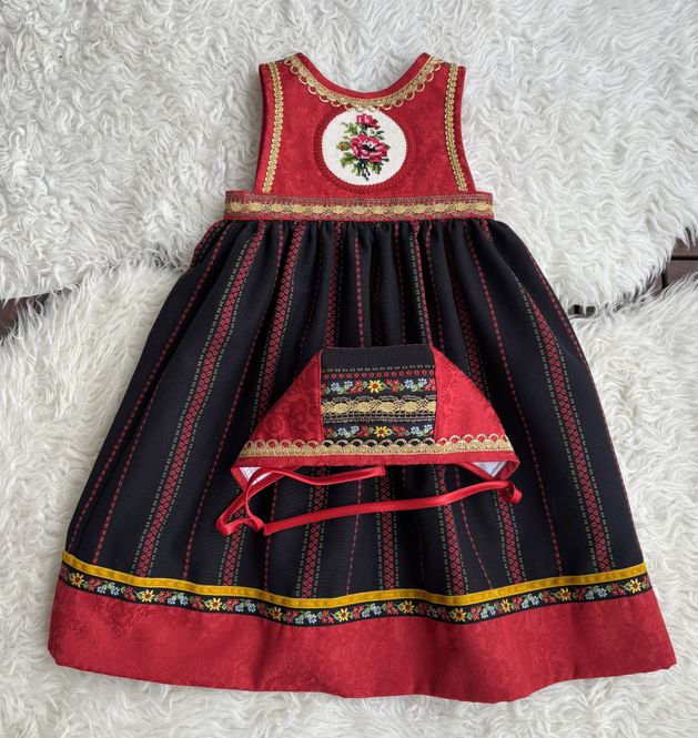 Hovedbilde Festdrakt Astridliten sort ...