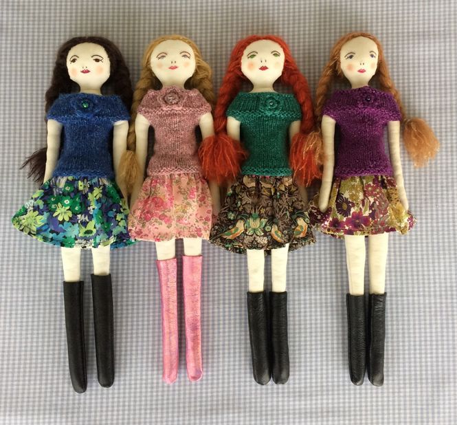 Hovedbilde Barbrodukke topp og skjørt ...