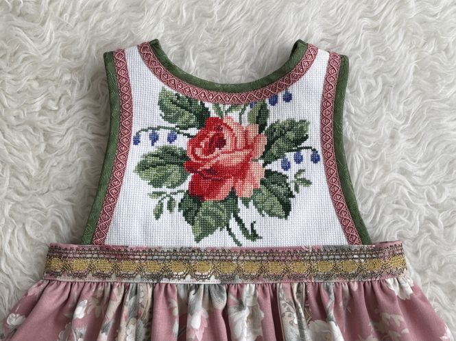 Hovedbilde SOLGT Festdrakt Astrid rosa ...