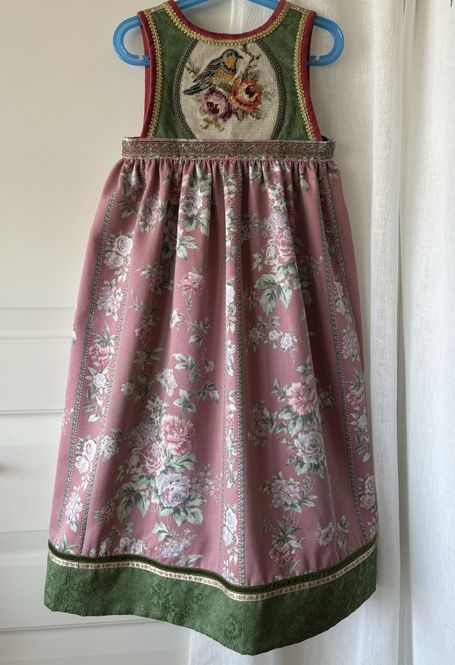 Hovedbilde  SOLGT Festdrakt Astrid rosa ...